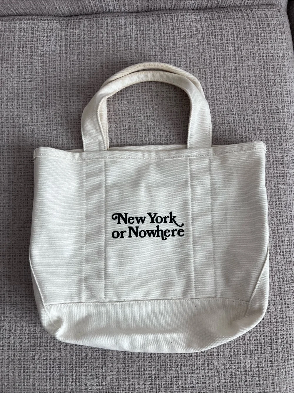 Motto Mini Tote Bag - White New York Script
